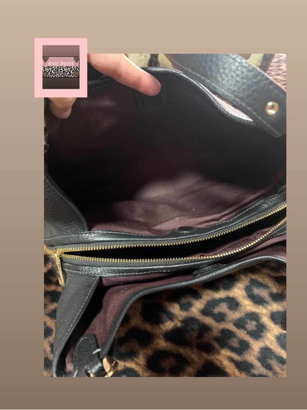 Coach Black Pebbled Leather Hobo Shoulder Bag with Gold Hardware - Picture 4 of 5
